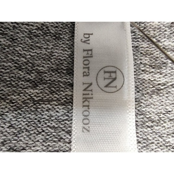 Flora Nikrooz pullover shirt with lace on sleeves Grey pajama top ONLY Size L - Picture 10 of 10